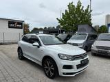 Volkswagen Touareg 4.2 V8 TDI R Line*Bi-Xenon*Luftfederrung - Volkswagen Touareg V8tdi mit Diesel-Antrieb