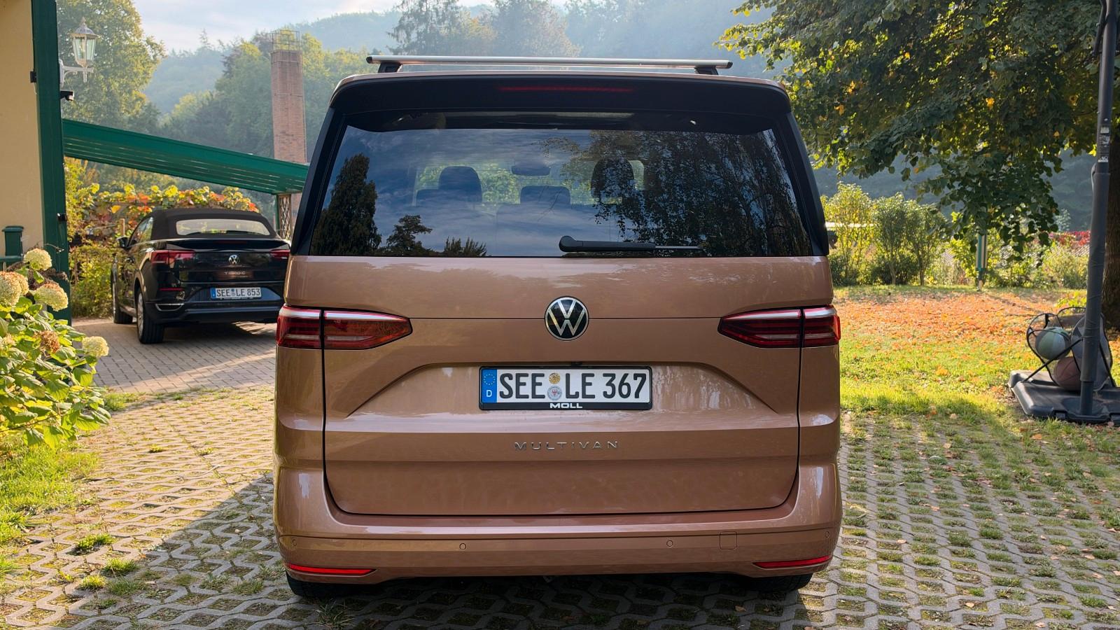 Volkswagen T7 Multivan 1,5 TSI OPF DSG Life Life