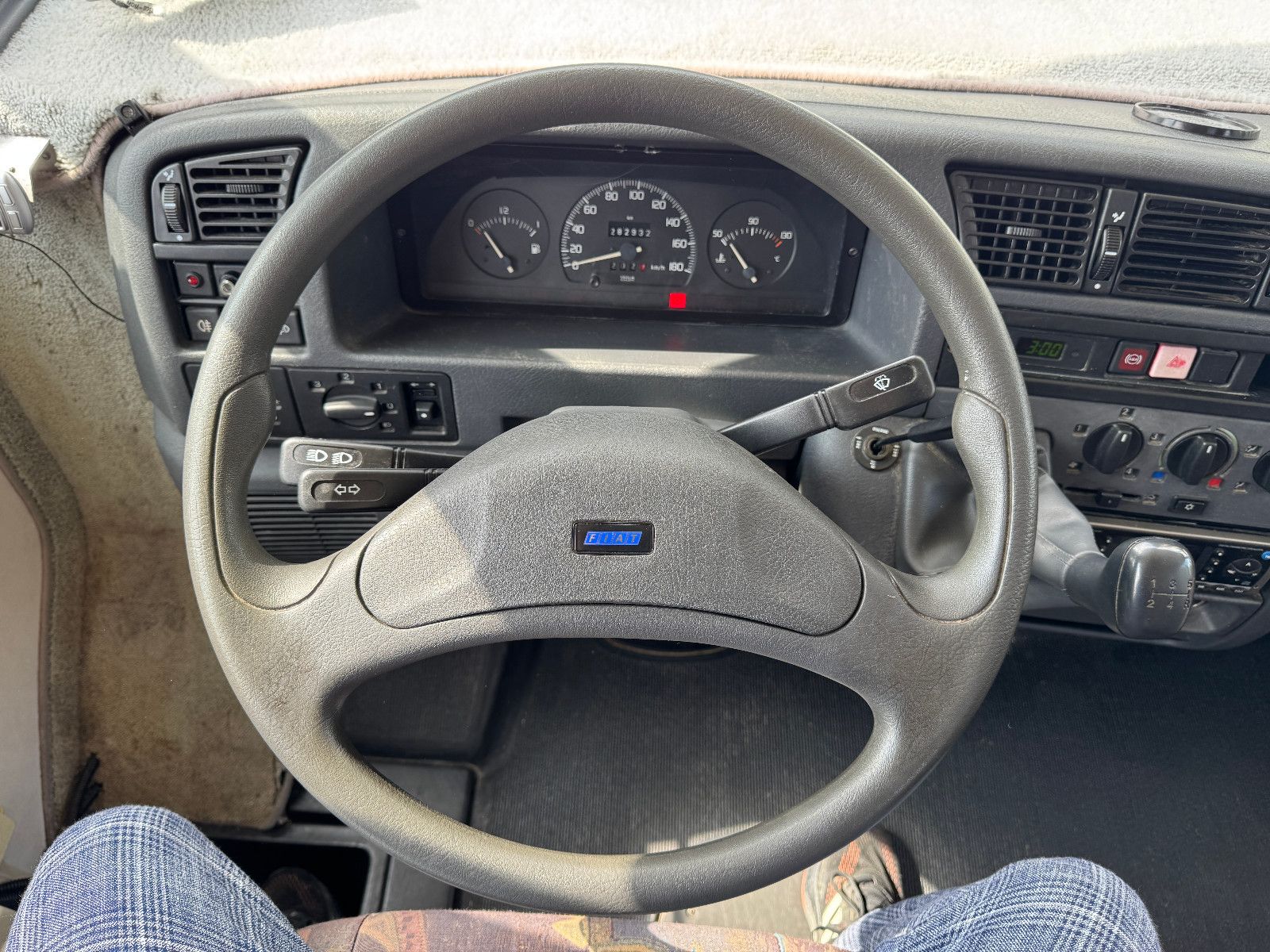 Fahrzeugabbildung HYMER / ERIBA / HYMERCAR B 574 MF HUBBETT SAT TV KLIMA KAMERA MARKISE 1H