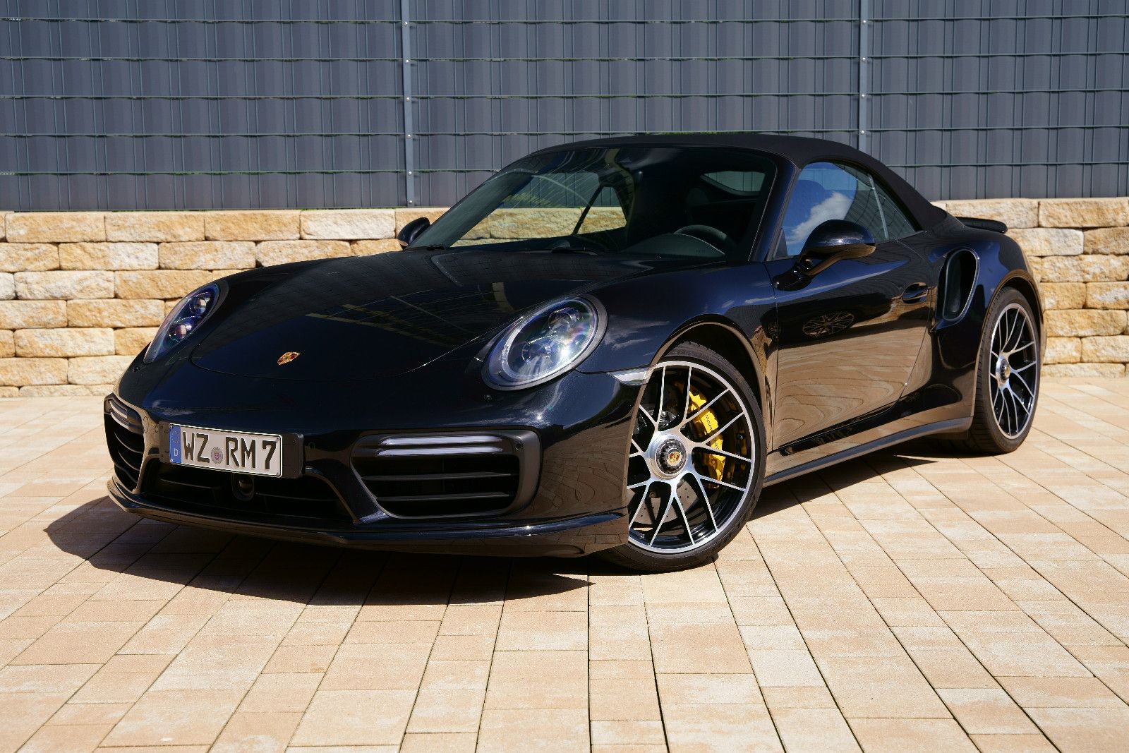 PORSCHE 911 Turbo S Cabriolet /Burmester/Approved12.27/