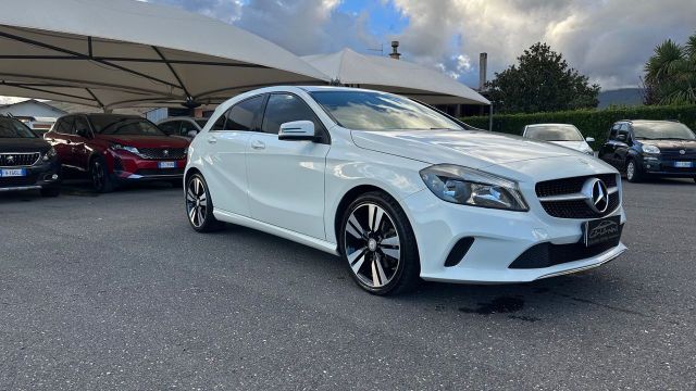 MERCEDES-BENZ Mercedes-benz A 200 d Sport