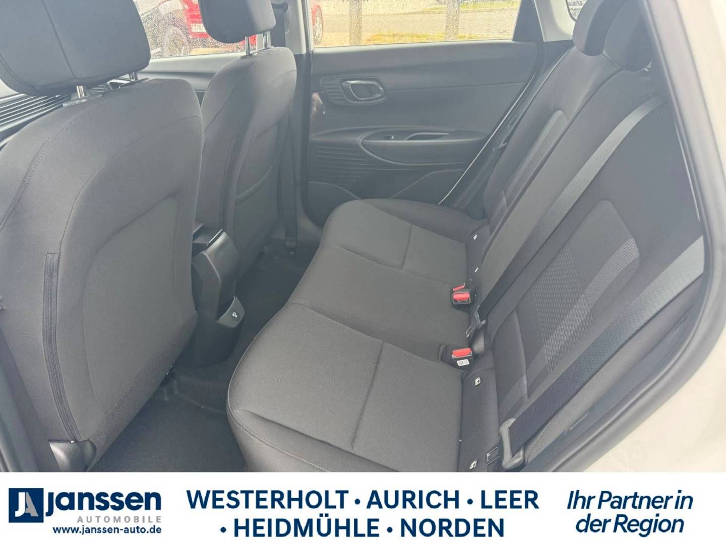 Fahrzeugabbildung Hyundai i20 (MY25) 1.0 T-GDI (100 PS) 6-MT Trend, Lichtp