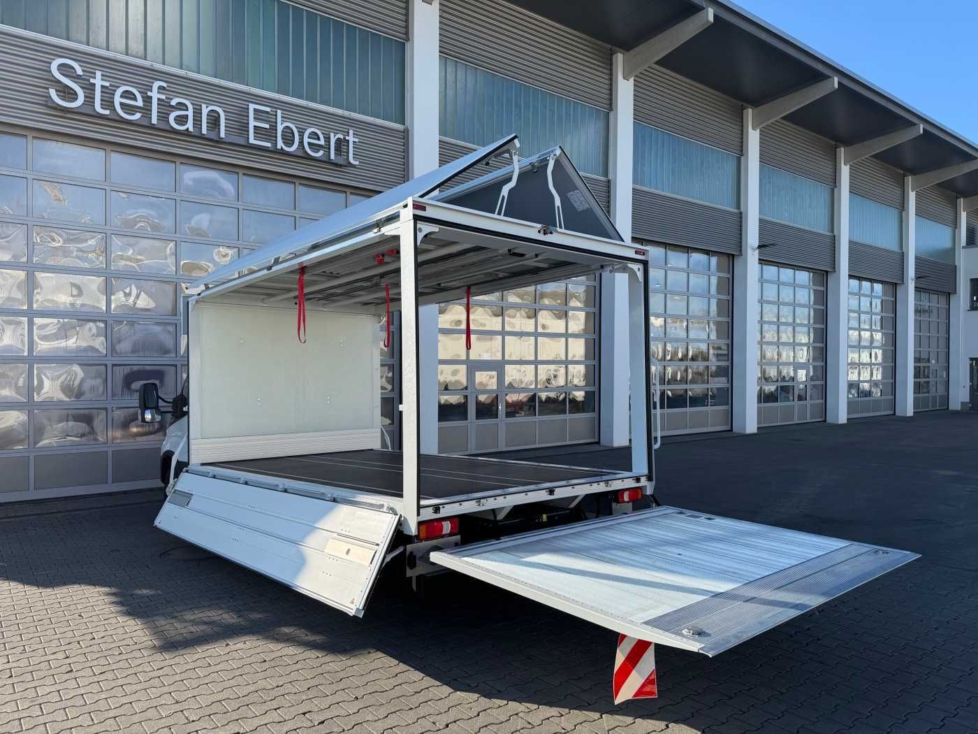 Fahrzeugabbildung Iveco Daily 70C18 HA8 *LBW*Schwenkwandkoffer*