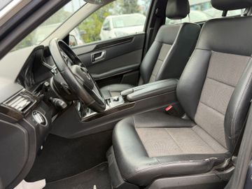 Mercedes E 220 - 8