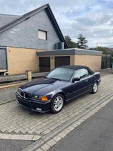 BMW E36 318i Cabrio M-Paket *ROSTFREI *TÜV NEU - gebrauchte BMW 318 aus dem Jahr 1996