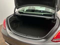 MERCEDES-BENZ C 200 CGI AVANTGARDE/ NUR 29.tKM / RENTNER/ MERCEDES-BENZ C 200 CGI AVANTGARDE/ NUR 29.tKM / RENTNER/