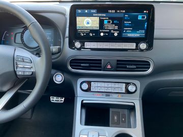 Fahrzeugabbildung Hyundai KONA Elektro 64kWh Premium NAVI LEDER SITZP SD
