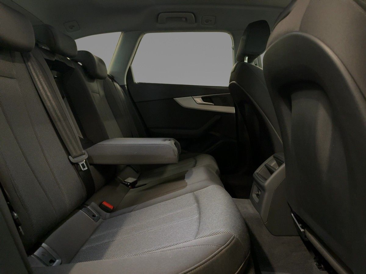 Audi A4 - Bild 11