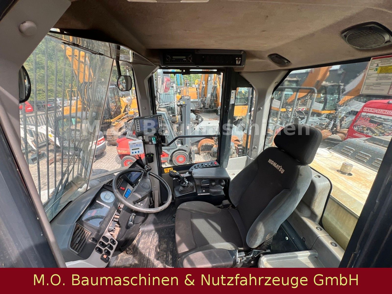 Fahrzeugabbildung Komatsu WA 470-8 / ZSA / Waage / AC/