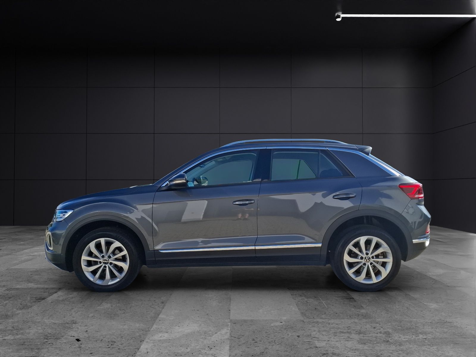 Fahrzeugabbildung Volkswagen T-Roc TSI Style DSG STH LED AHK Navi AID ACC RFK