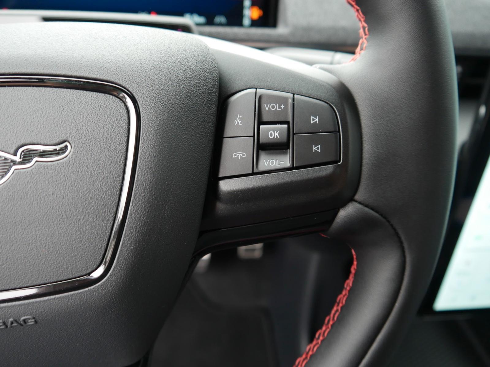 Ford Mustang Mach-E Premium Extend Range Wärmepumpe