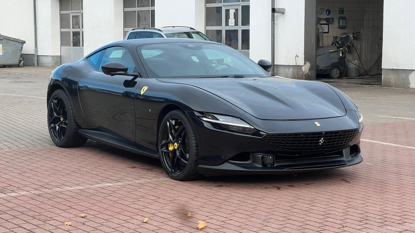 Fahrzeugabbildung Ferrari Roma 3.9 T V8 DCT *Mietkauf