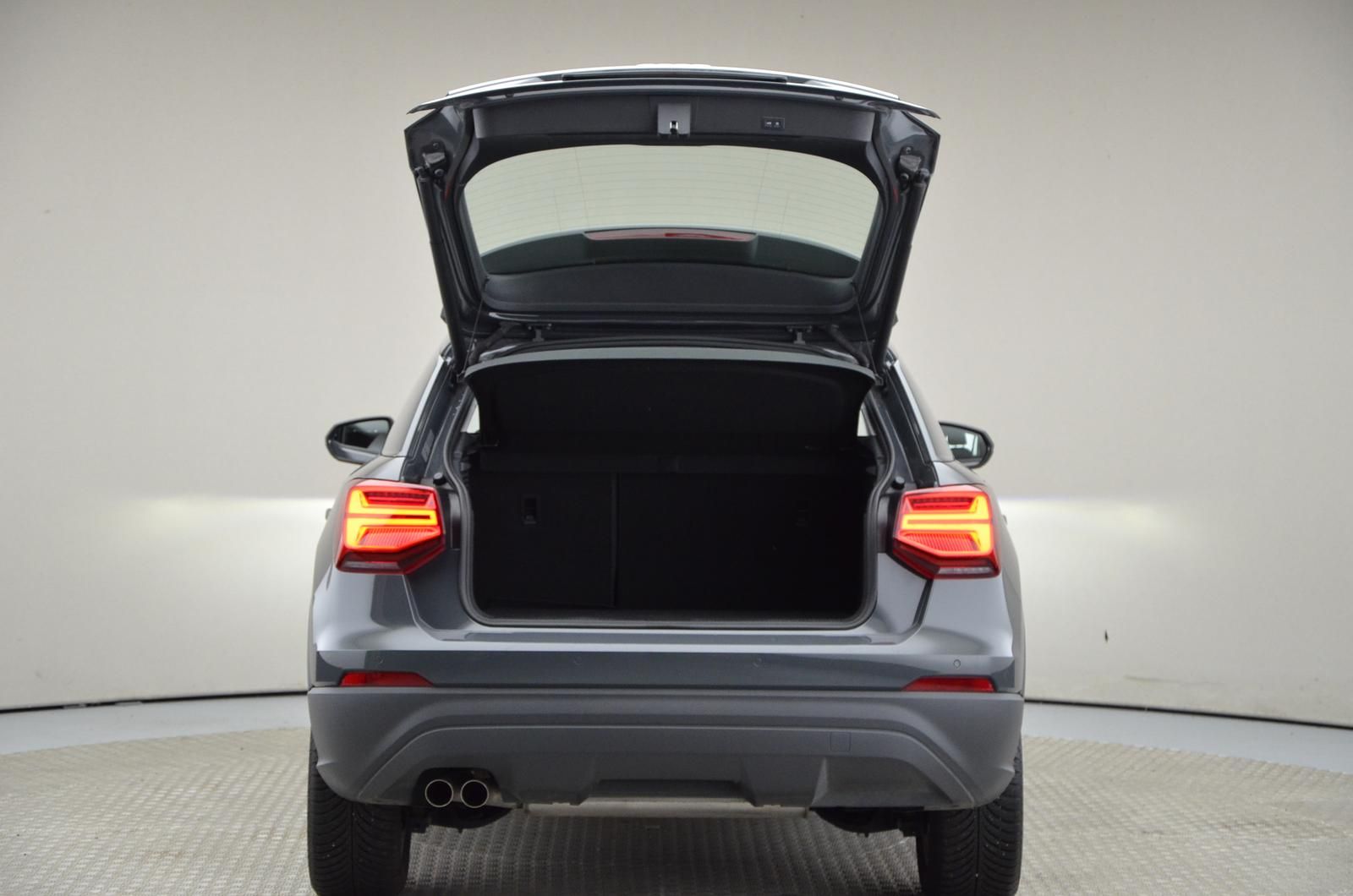 Fahrzeugabbildung Audi Q2 35 TFSI 110kW S tronic AHK LED Navi
