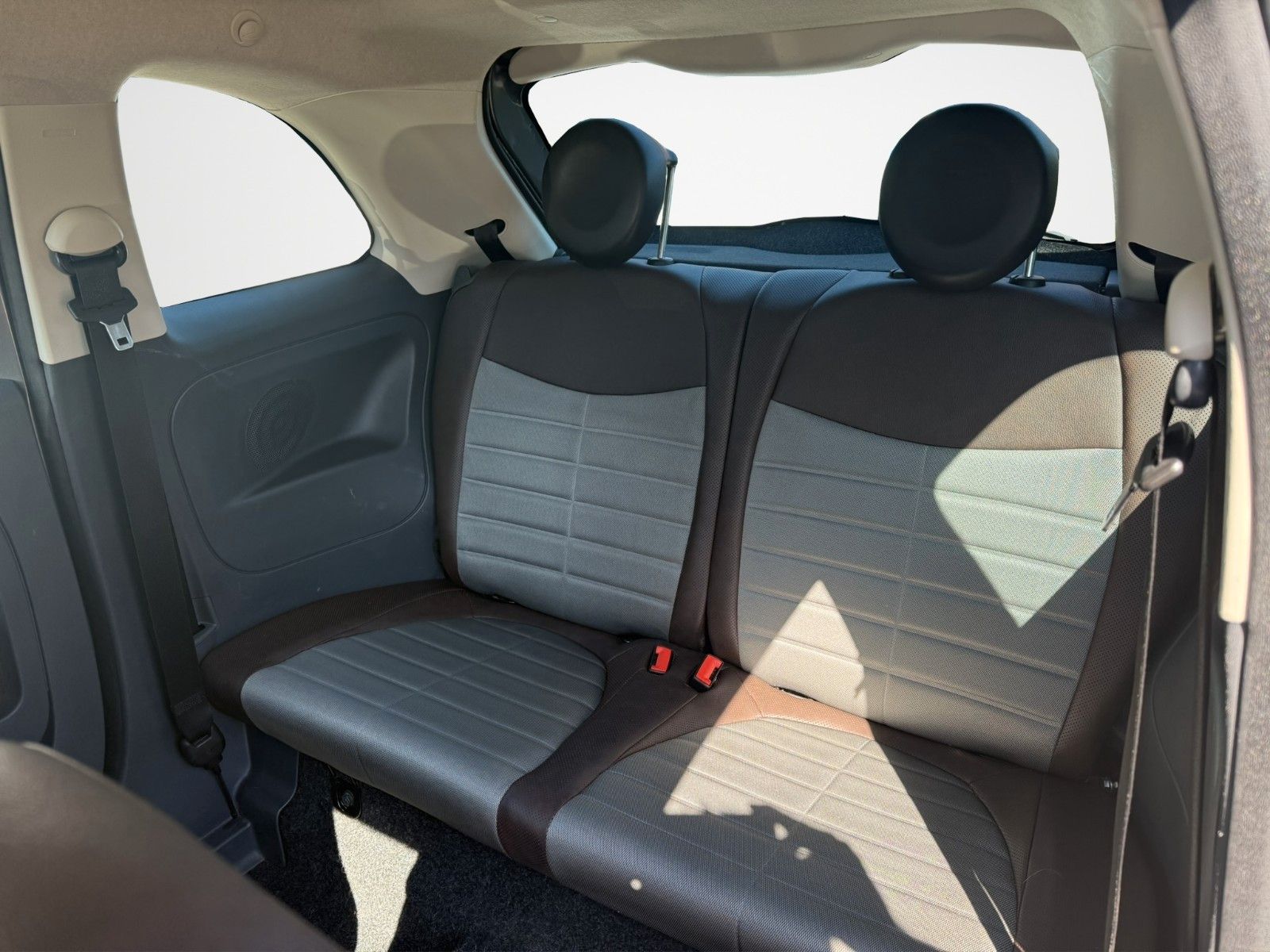 Fahrzeugabbildung Fiat 500 SPORT TEILLEDER KLIMA TEL ALLWET HU ÖL NEU