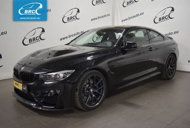 BMW M4 CS