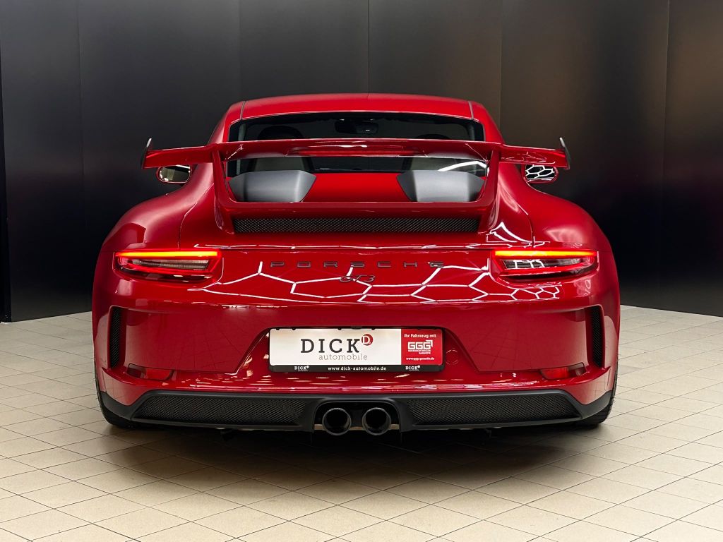 PORSCHE 911 2018