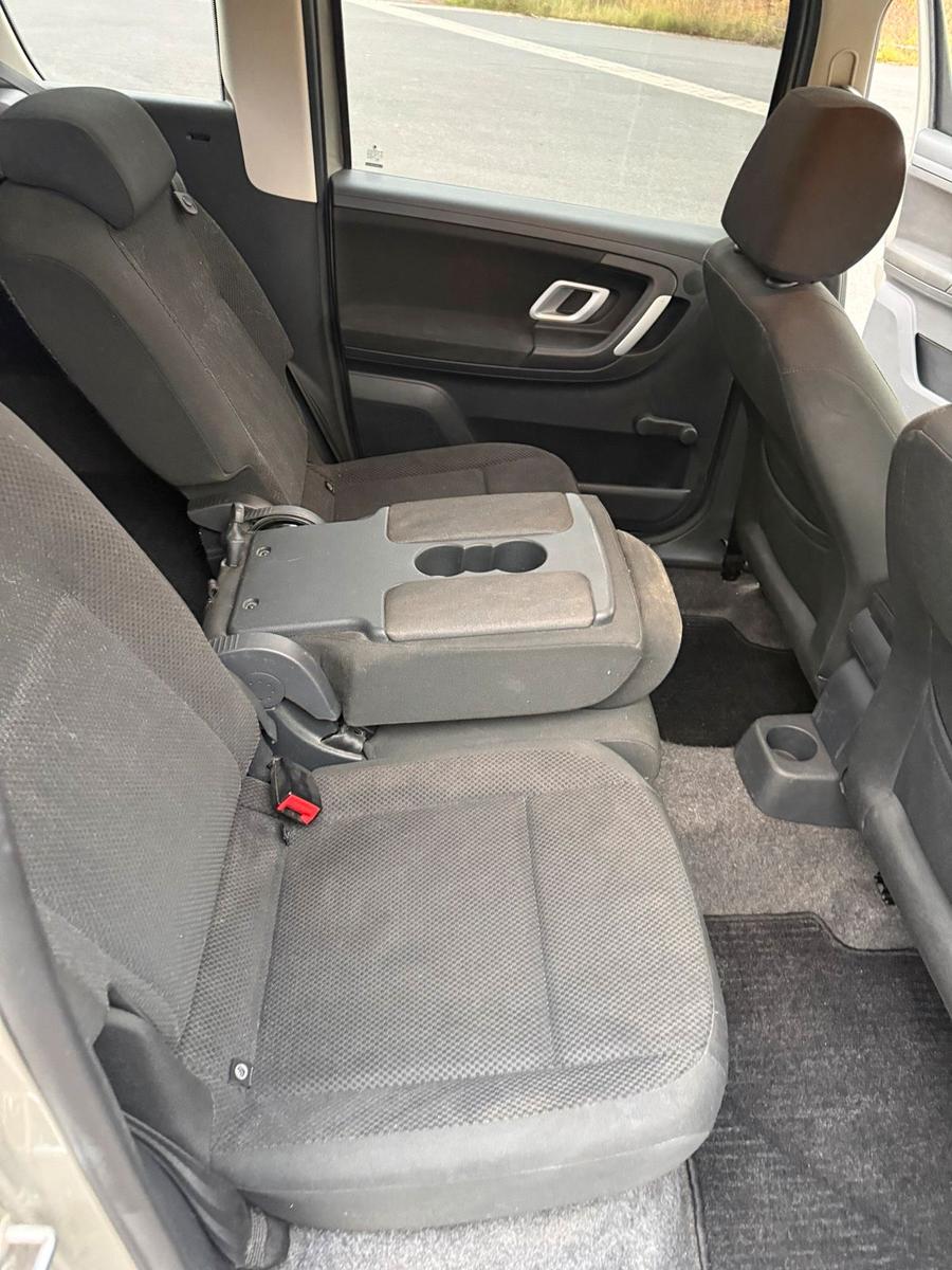Skoda Roomster 2008 — photo 14