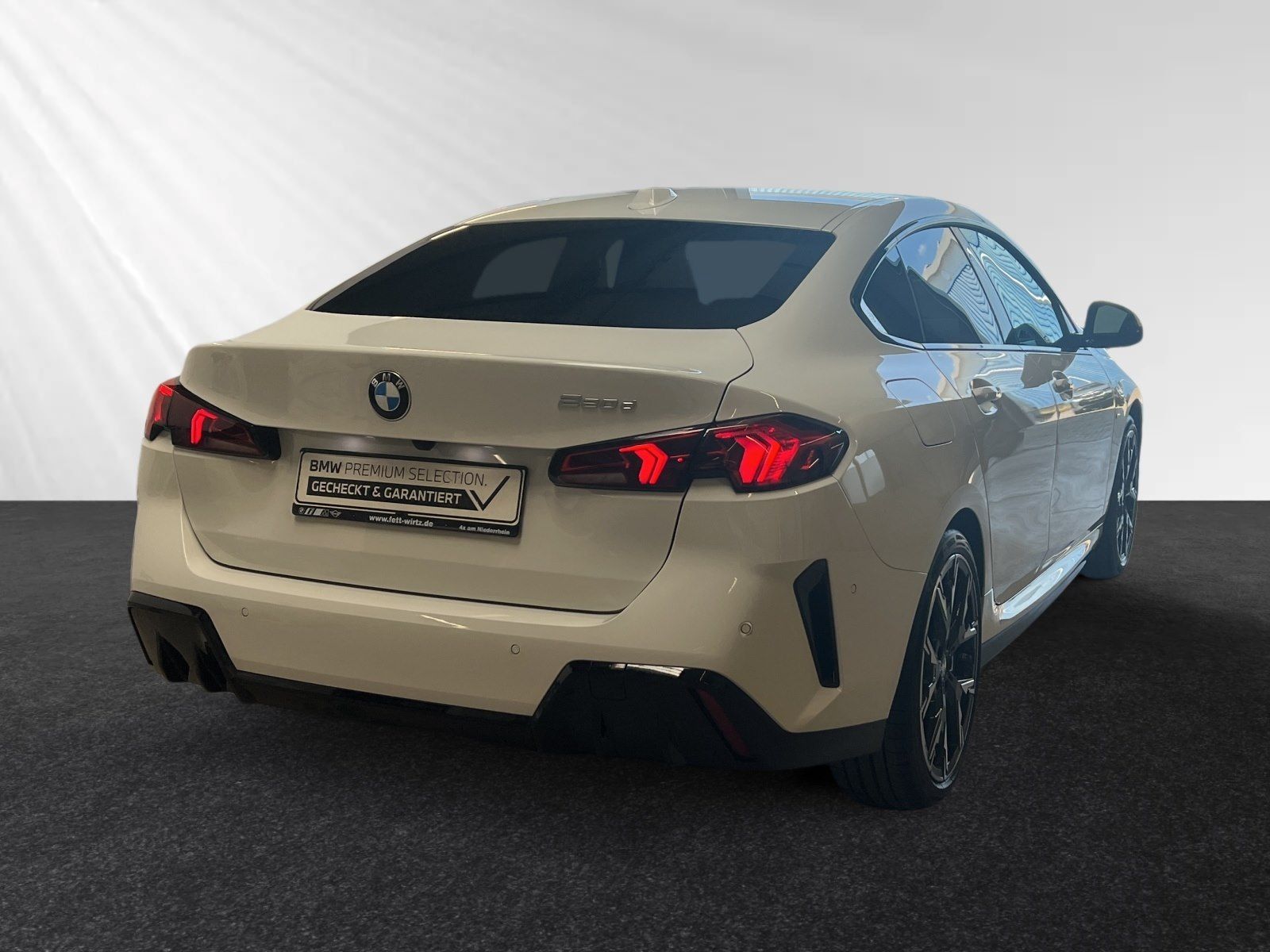 BMW 220 Gran Coupé - Bild 3