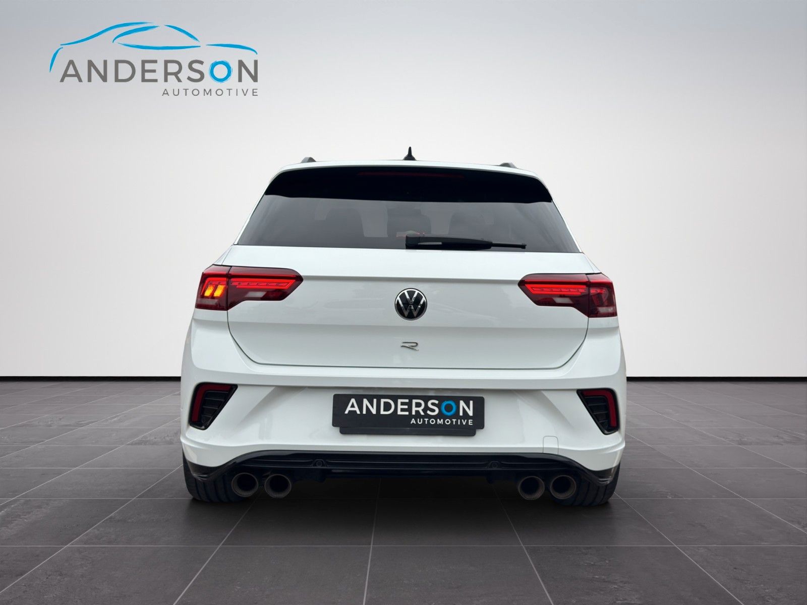 Fahrzeugabbildung Volkswagen T-ROC R 2.0 TSI KAM AHK AKRAPOVIC 19"