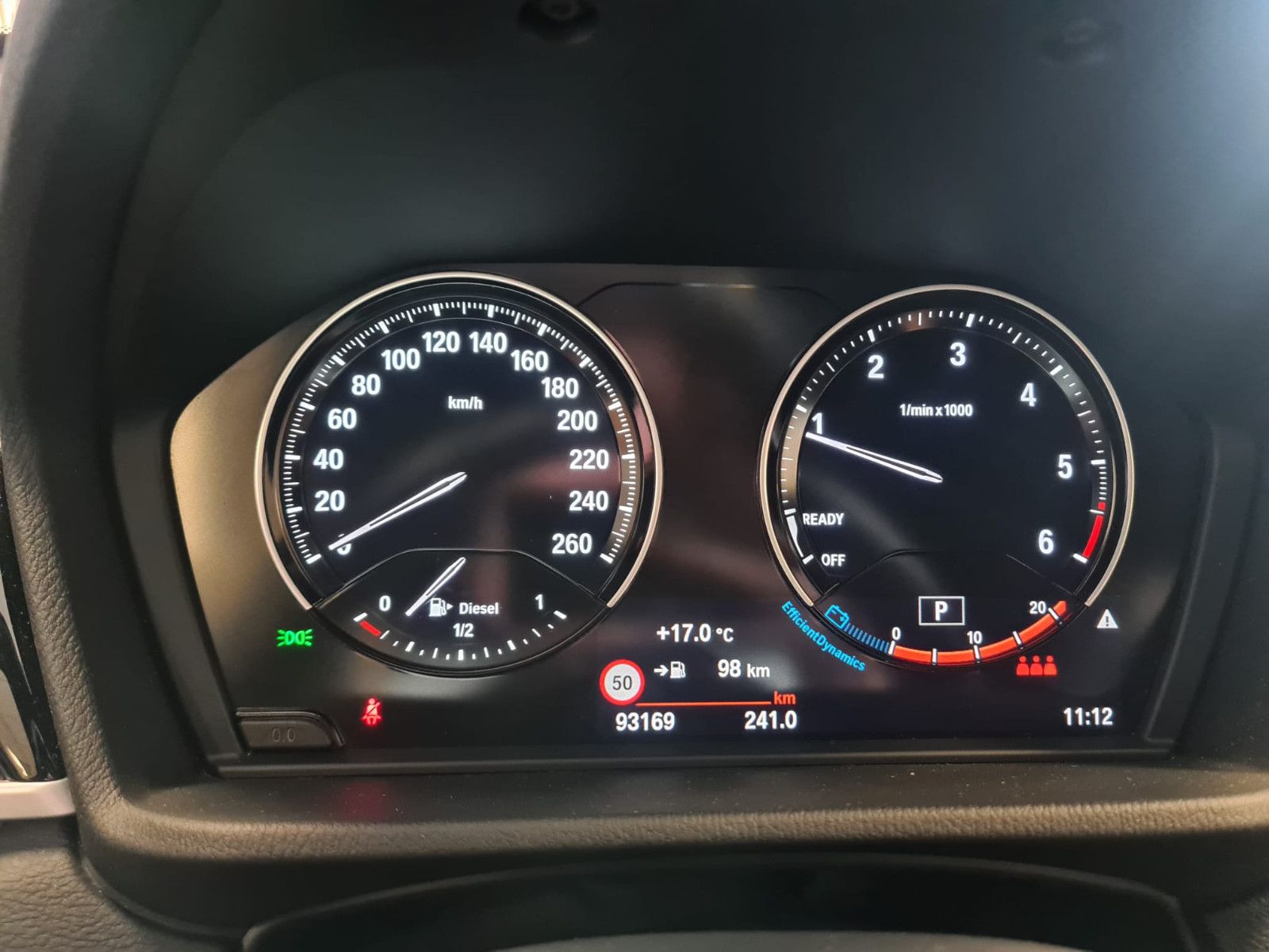 Fahrzeugabbildung BMW X2 sDrive 18 d / KAMERA / NAVI / LED