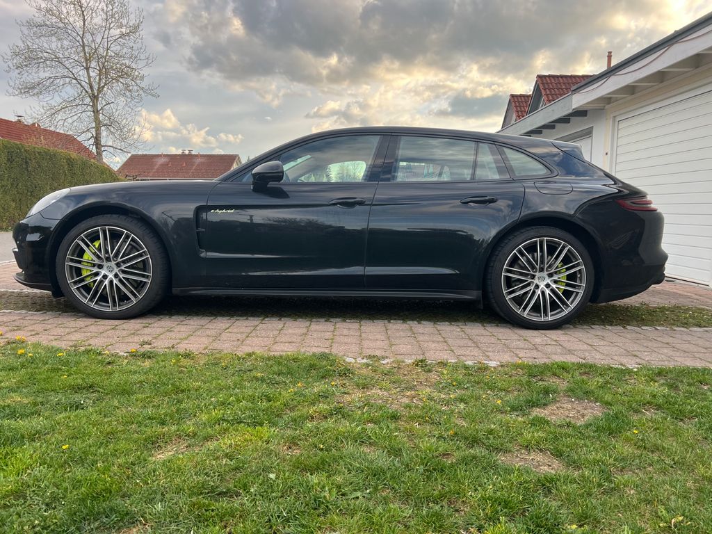 Image of Porsche Panamera
