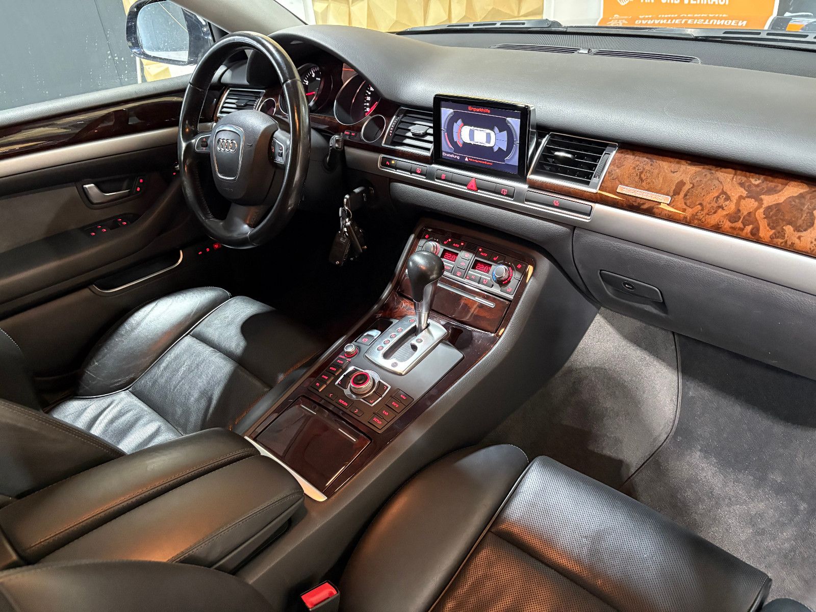 Fahrzeugabbildung Audi A8 3.2 FSI quattro/XENON/NAVI/PDC/LEDER/AUTOMATI