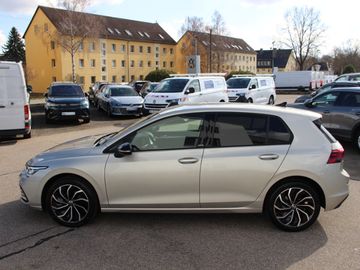 Volkswagen Golf VIII 1.5 eTSI DSG Move Tiptronic KLIMA LED