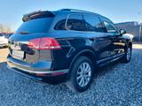 Volkswagen Touareg V8 TDI 4Motion R-Line Packet Navi AHK - Volkswagen Touareg V8tdi mit Diesel-Antrieb
