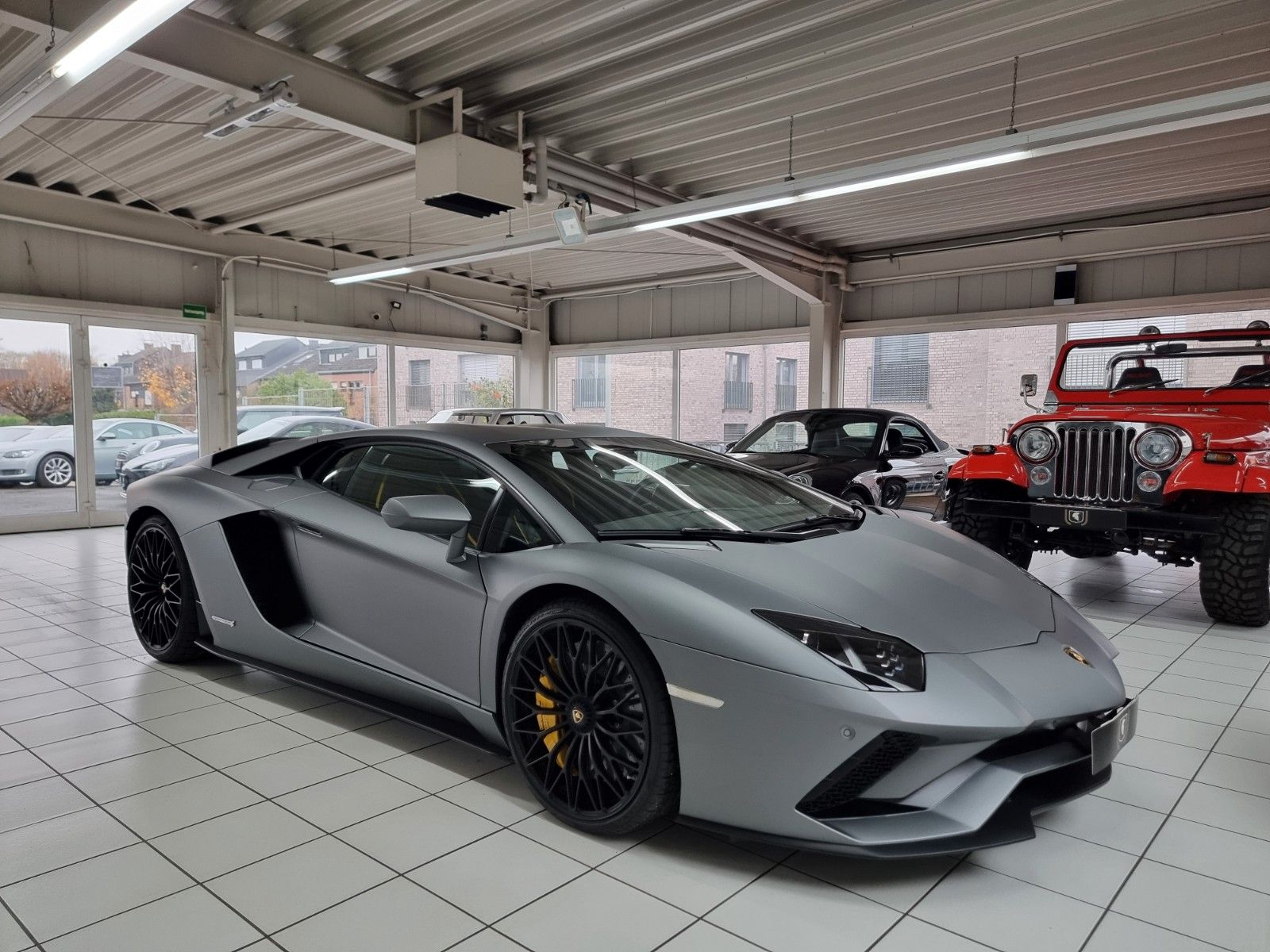 Fahrzeugabbildung Lamborghini Aventador S/Carbon/Lift/Matt/Gr. Service 11/25