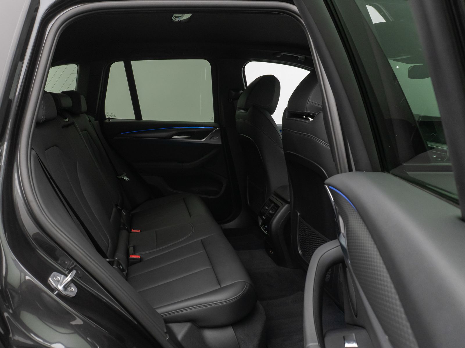 Fahrzeugabbildung BMW X3 xD20d  M Sport Kamera DAB HiFi Komfort 19Zoll
