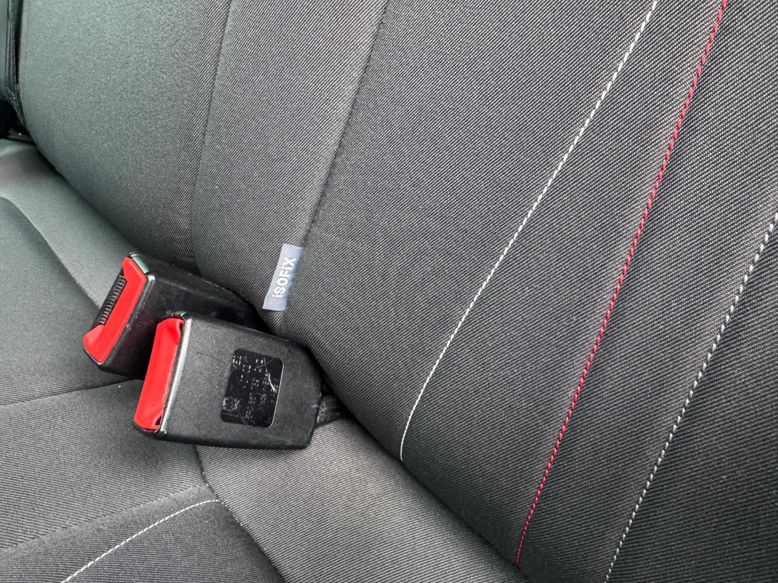 Seat Ibiza 2011 — photo 11