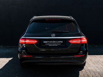 Mercedes E 220 - 7