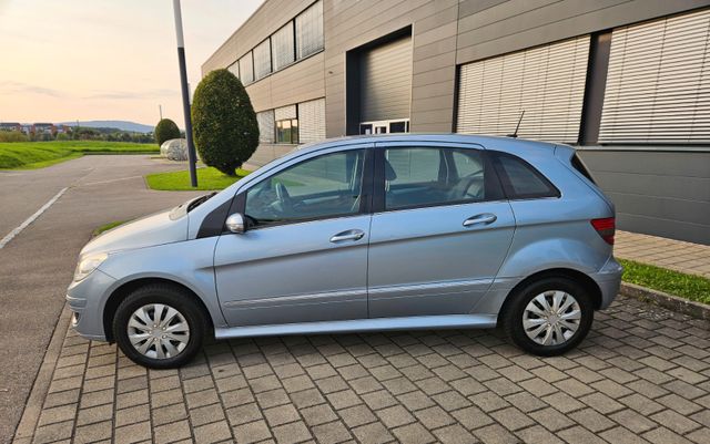 Mercedes-Benz B  Klasse  170 * TÜV NEU * Gepflegt * Benziner *