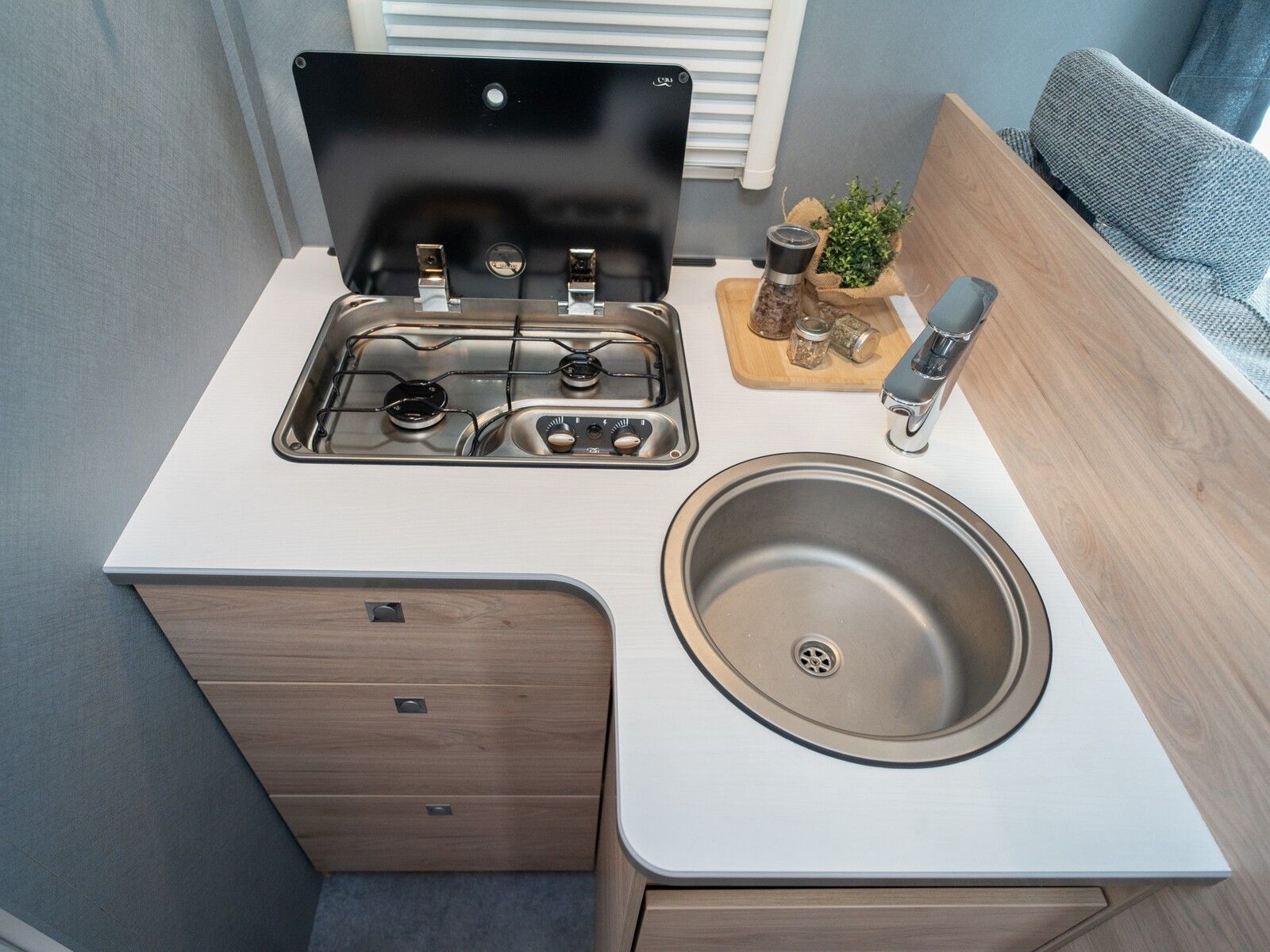 Fahrzeugabbildung Dethleffs Just Camp T 7052 EB Navi/RFK SAT/TV Markise uvm.