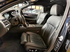 BMW 750d xDrive/M PAKET/GSD/LASER/H+K/FERN.PARKEN