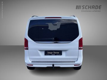 Mercedes V 220 - 4