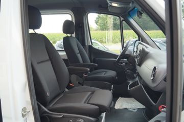Mercedes-Benz Sprinter 315CDI 8 SITZER-KLIMA-AHK-SHZG-TEMPOMAT