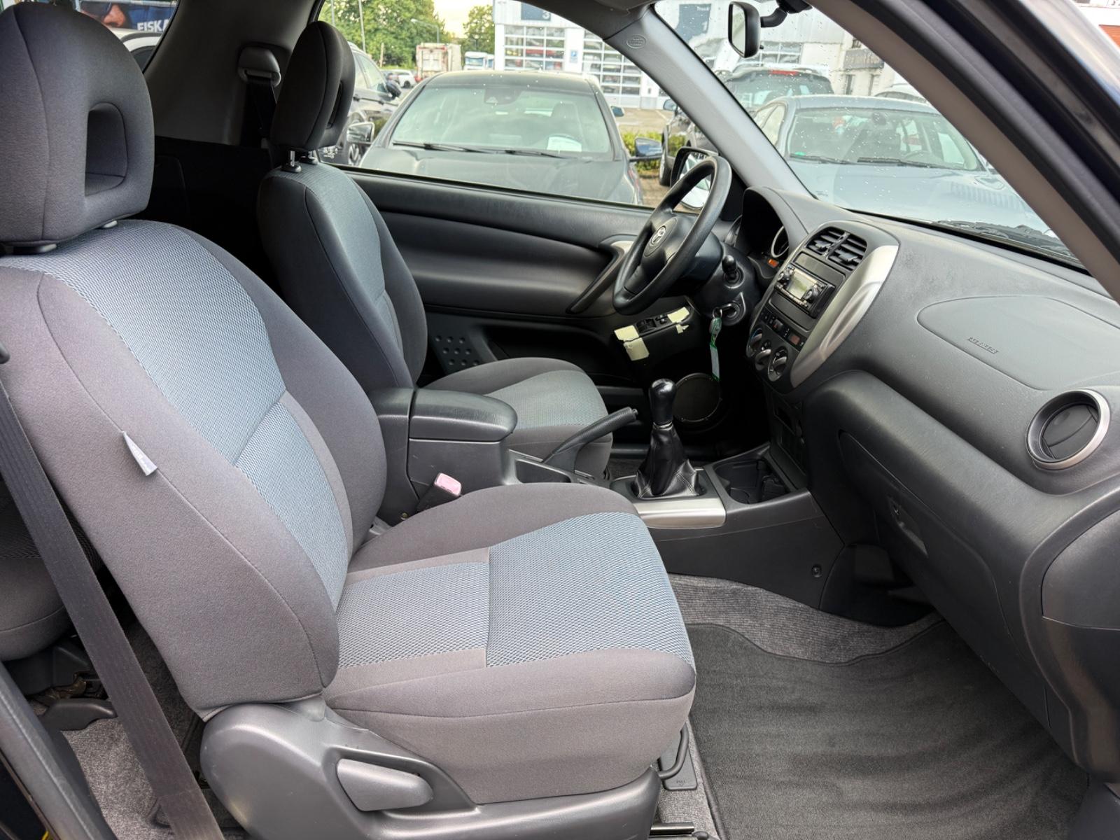TOYOTA RAV 4 1.8-L-VVT-I 125CH