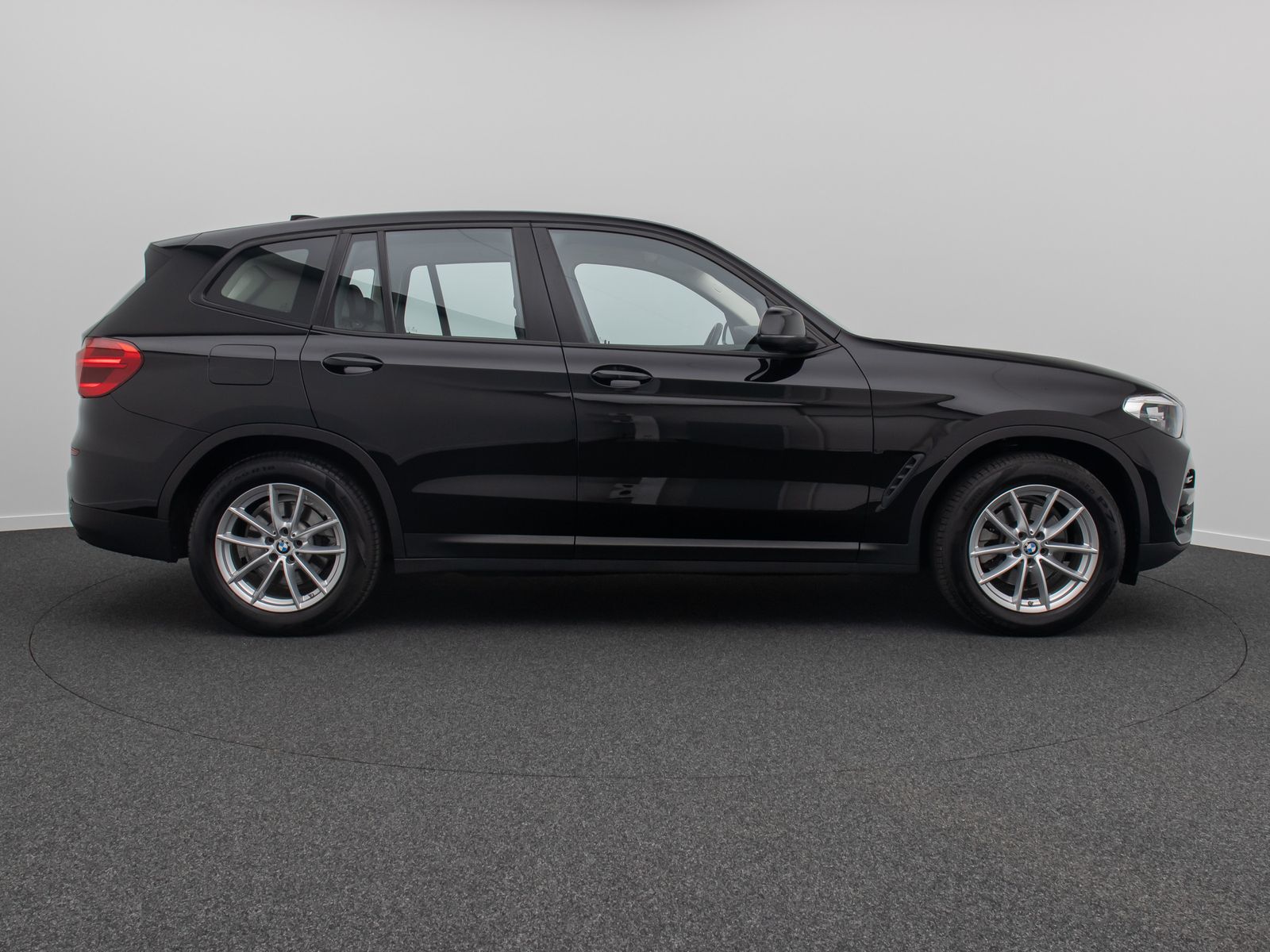 Fahrzeugabbildung BMW X3 xD20i Stop&Go LED Sportsitz Leder PDC 18Zoll