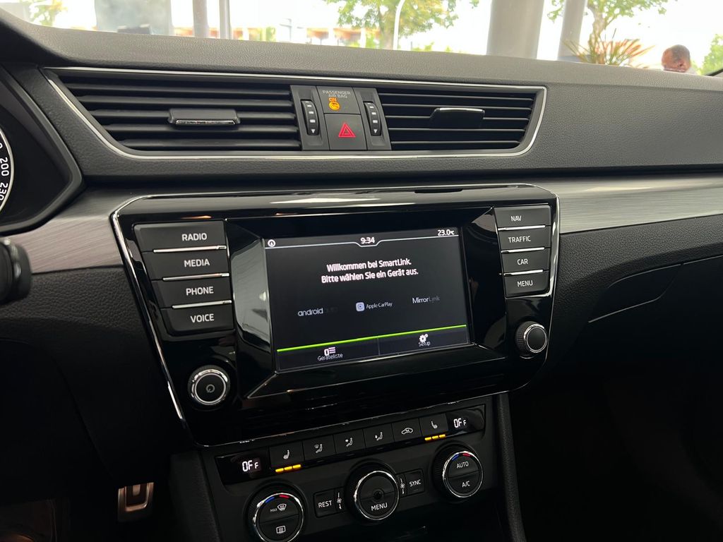 Skoda Superb 2.0 TDI Style Pano*Memory*KAM*NAV*CarPlay