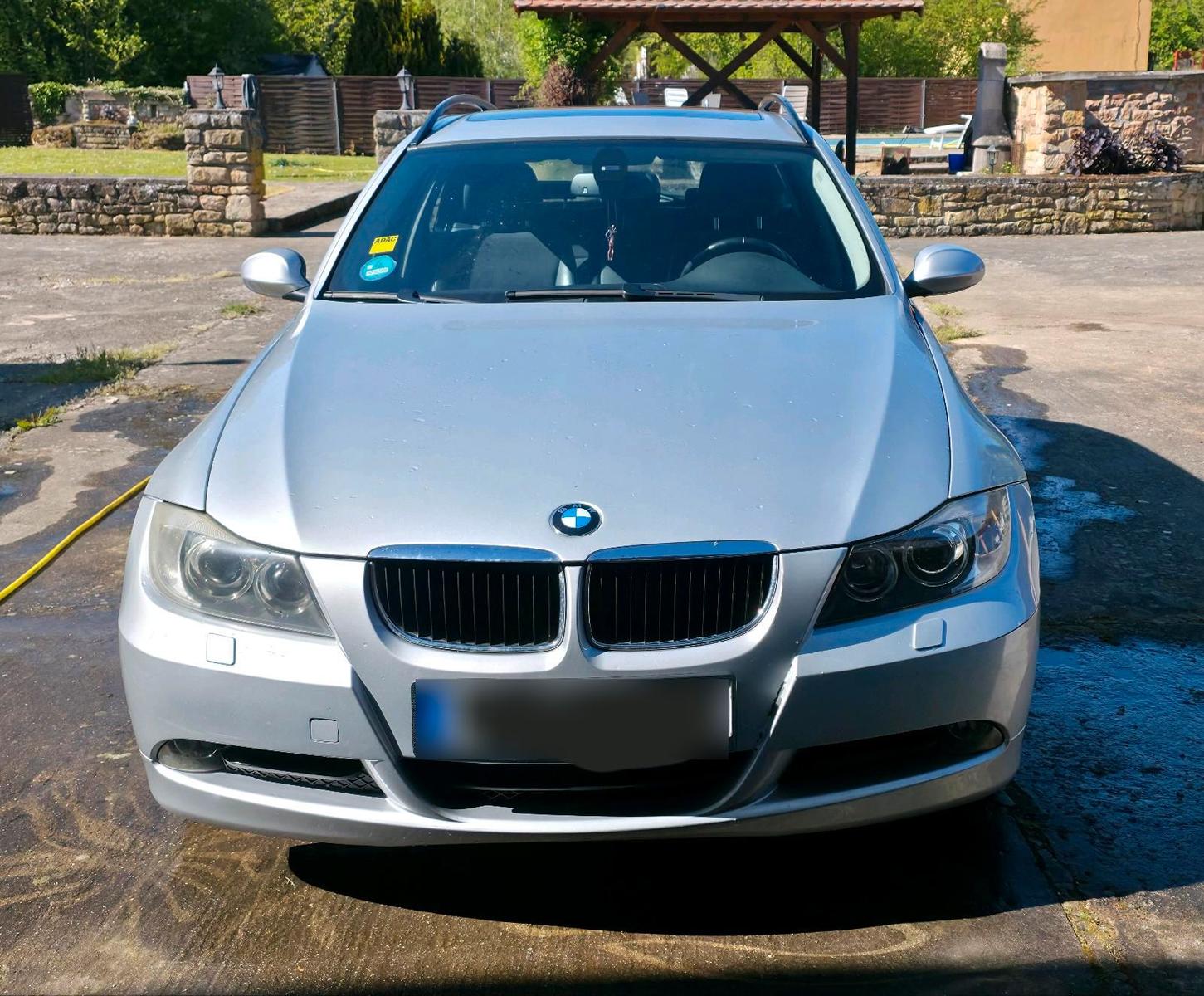 BMW 320