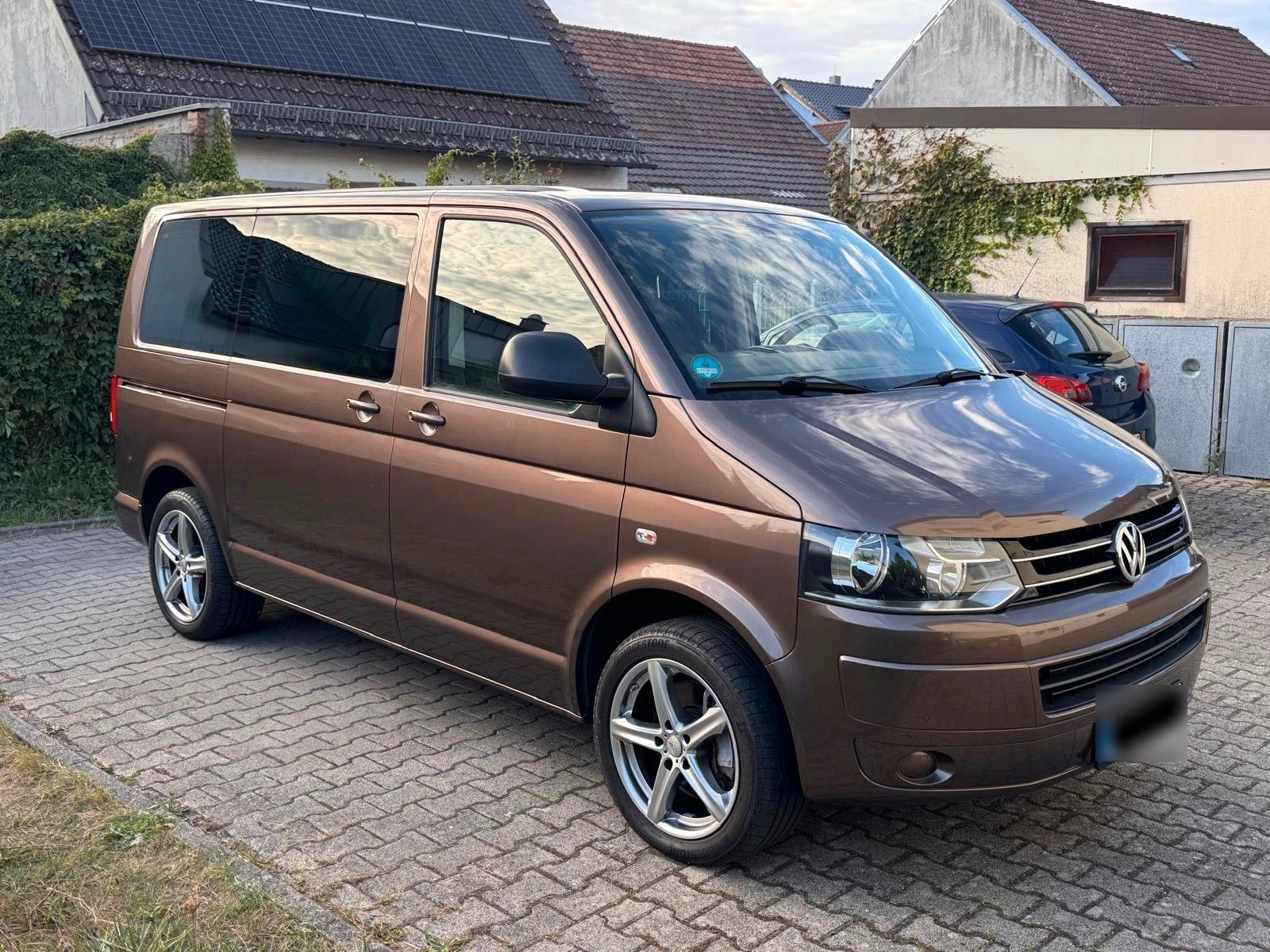 Volkswagen T5 Caravelle