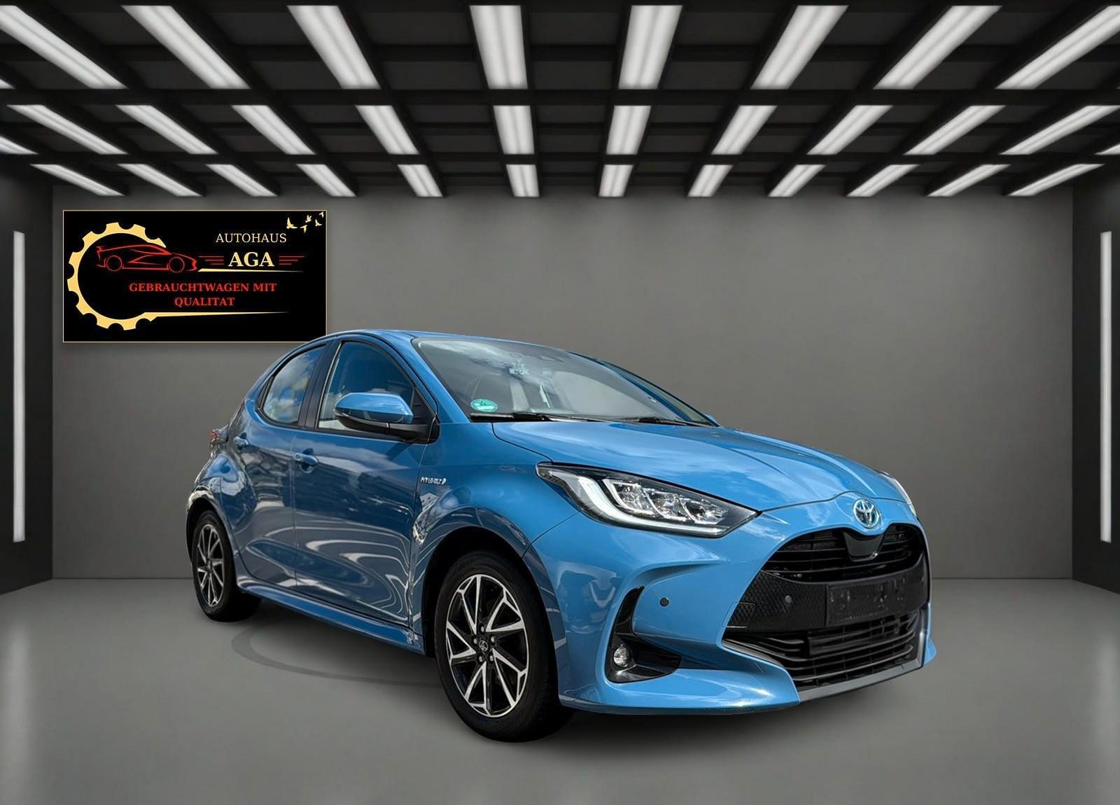 Toyota Yaris Hybrid *Automatik*Navi*Team Deutschland