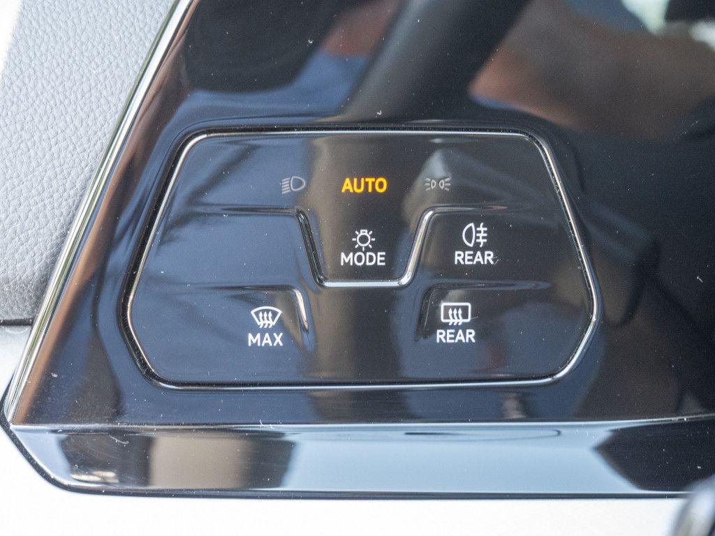 Volkswagen Golf VIII Variant 2.0 TDI Life Navi PDC GRA, миниатюра 17