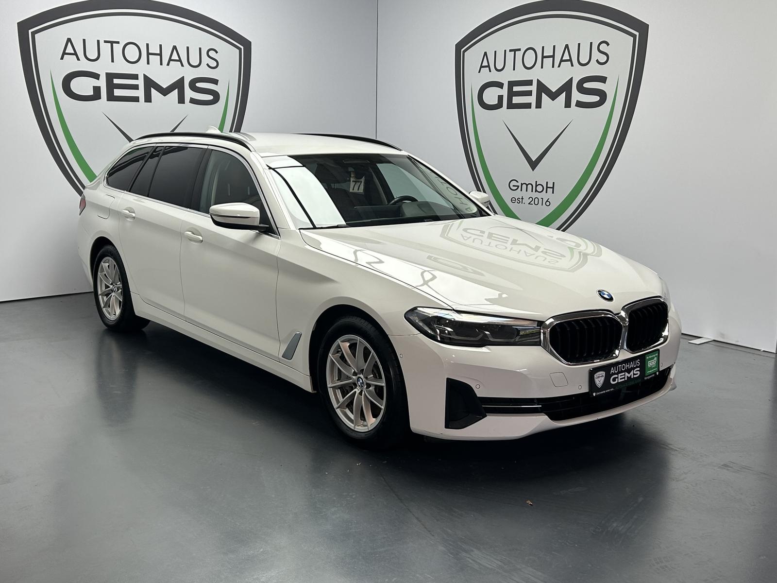 BMW 530 xDrive*AHK*ACC*CarPlay*LED*Navi*R-Cam*I-Hand