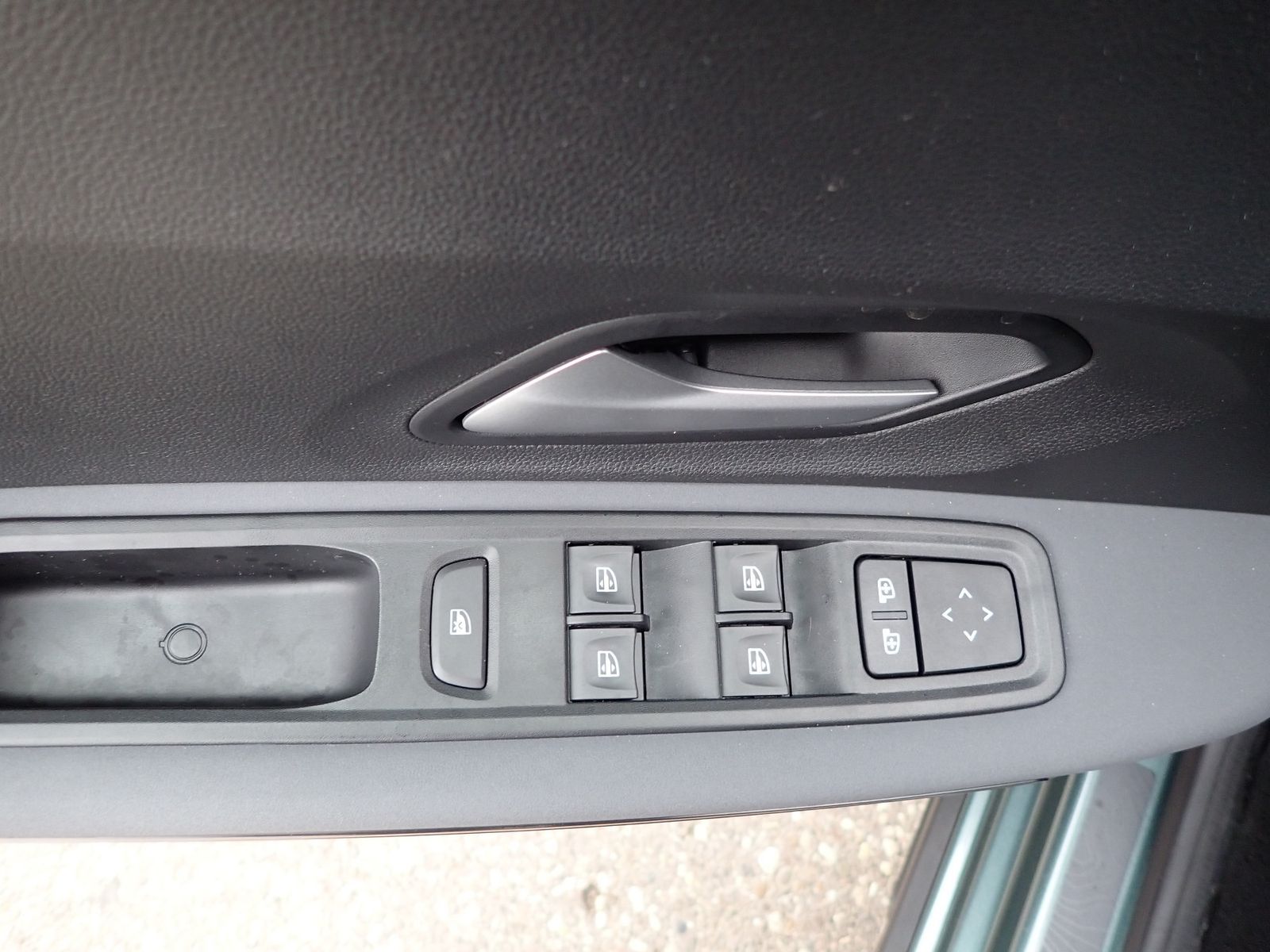 Fahrzeugabbildung Dacia Jogger TCe 110 EXTREME+/7-SITZ/SHZ/EPH/RFK/NAVI/