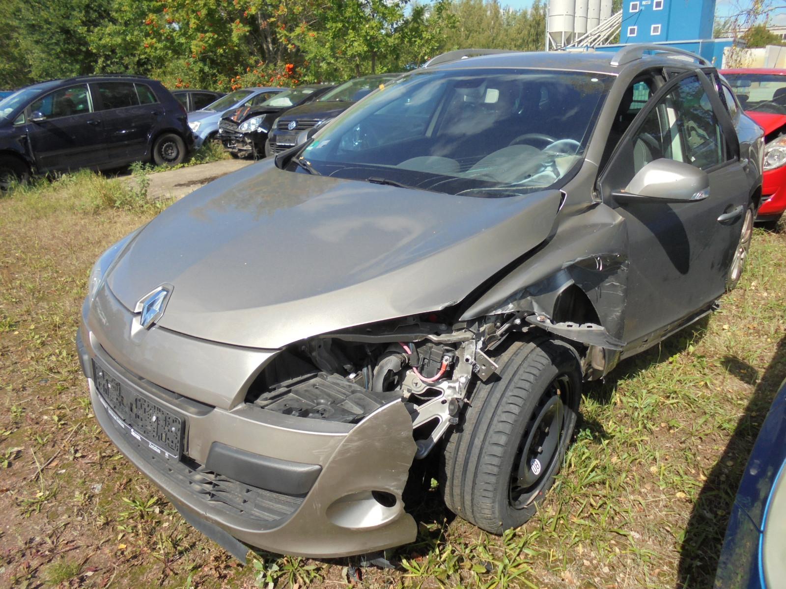 Renault Megane 2009 — rear view