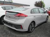Hyundai IONIQ Ioniq Trend Hybrid - Hyundai IONIQ: Trend