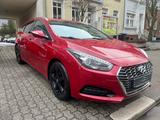 Hyundai i40 cw blue Space 1,6 Facelift, Navi - Hyundai i40 aus 2019