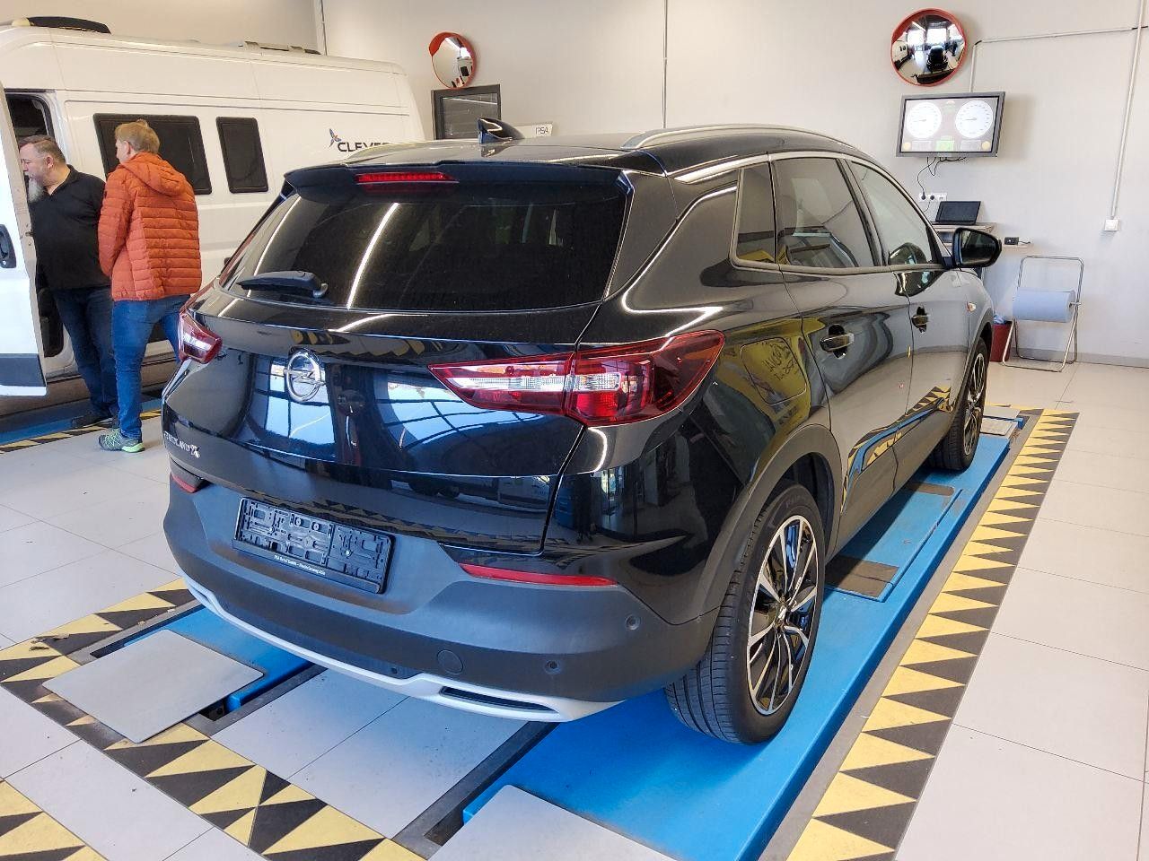 Fahrzeugabbildung Opel Grandland (X) 1.5D ULTIMATE NAVI/LED/360°/SPORT